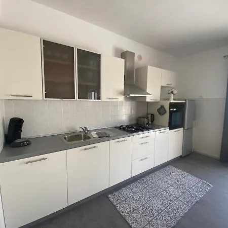 Milena Mit Whirlpool Apartment Kastela